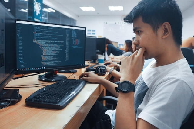 Computador para programador: top 06 opções de PC para programar {2023}